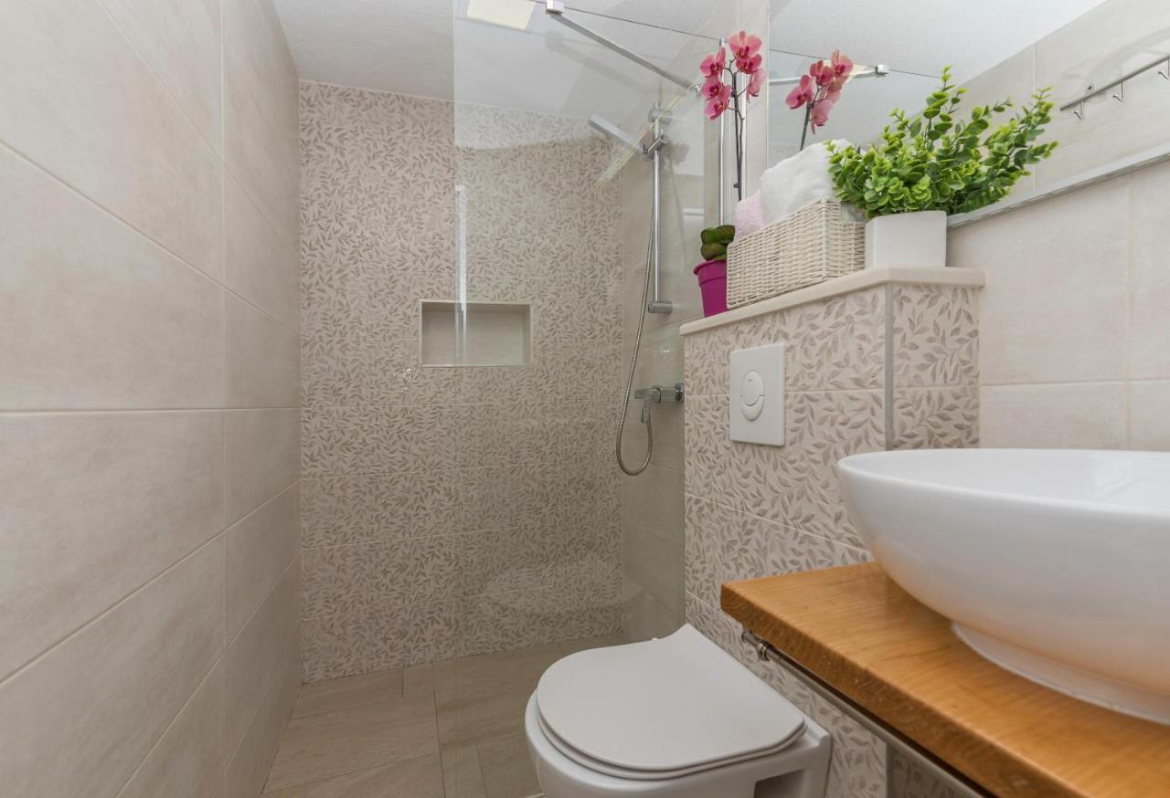 Premium Center Apartments Baška Voda Екстериор снимка